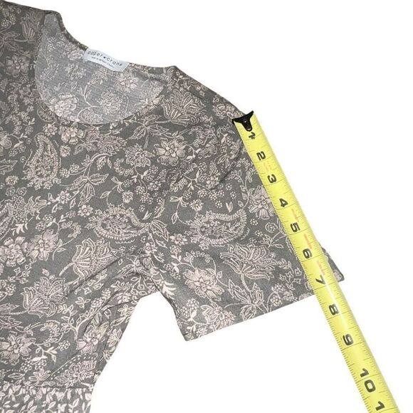 PAPER CRANE Tiered Floral Dusty Green Boho Blouse Size XS - Picture 4 of 6